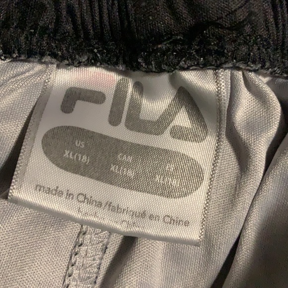 Green and black fila shorts - Picture 3 of 4